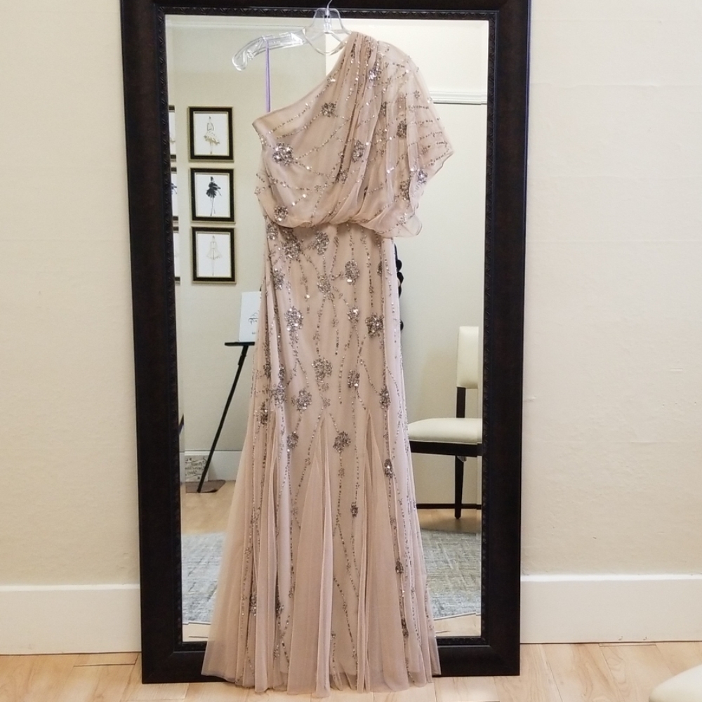 COPY - Size 6 nude w/ silver sequin blouson one s…